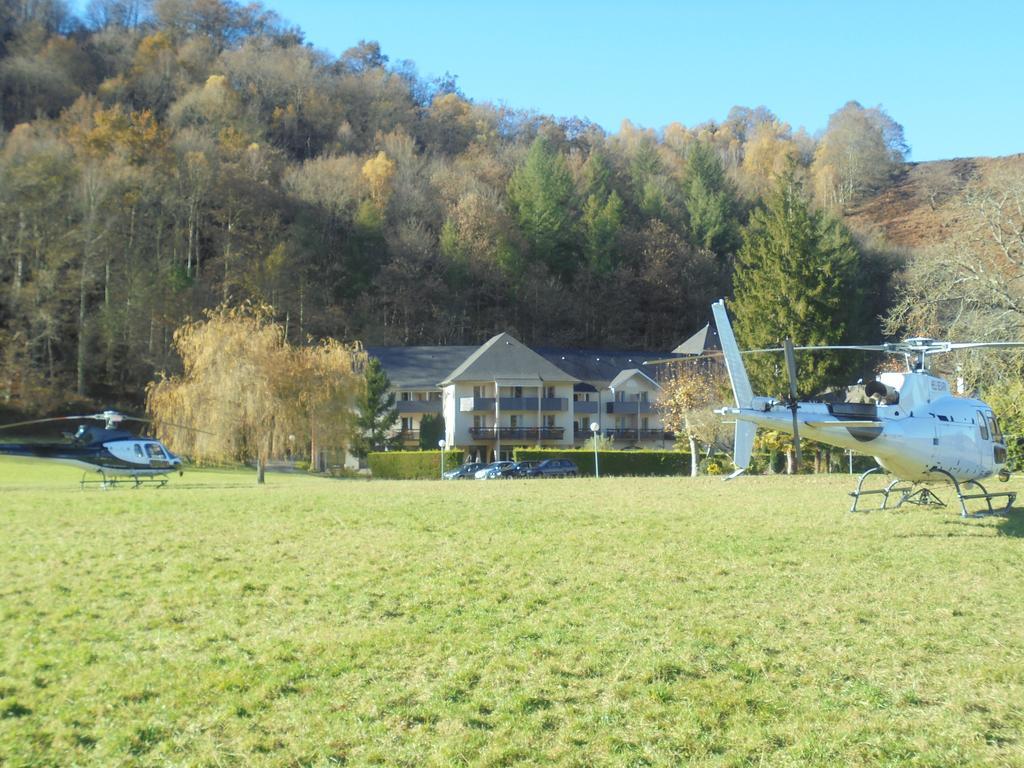 Logis Le Vieux Logis Hotel Lestelle-Bétharram Buitenkant foto