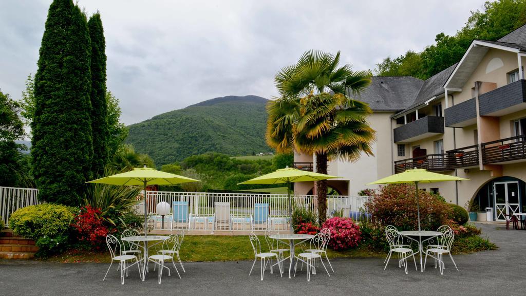 Logis Le Vieux Logis Hotel Lestelle-Bétharram Buitenkant foto